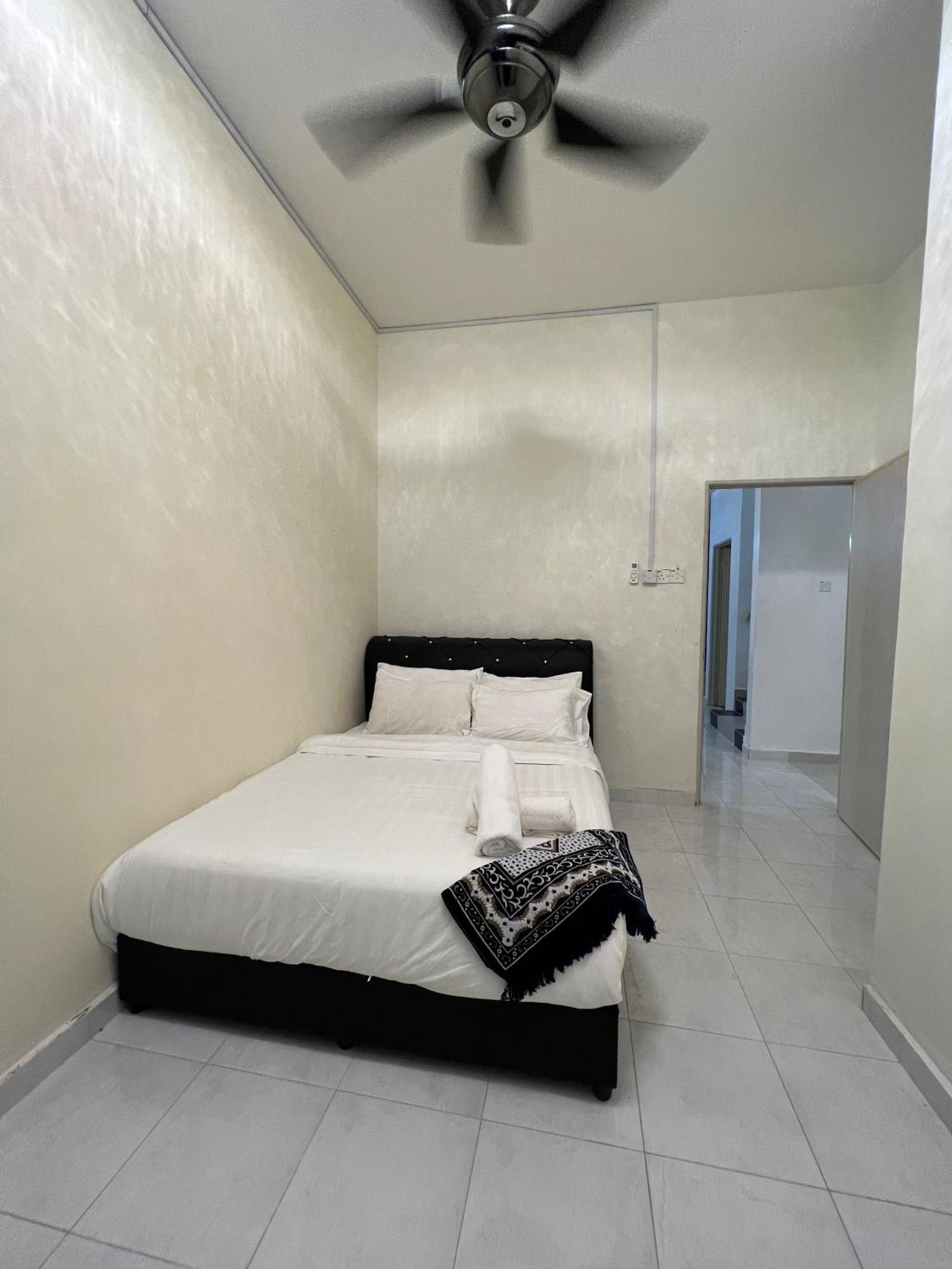 Noor Homestay Paddy View Kangar Bagian luar foto
